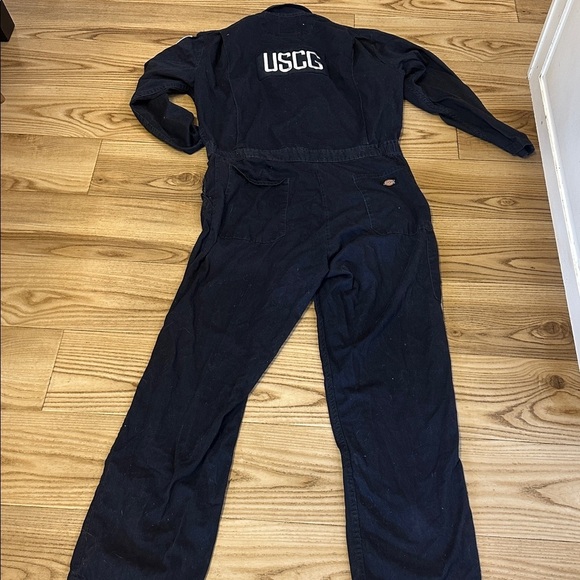Dickies Coveralls with USCG patch men’s large - Picture 5 of 5